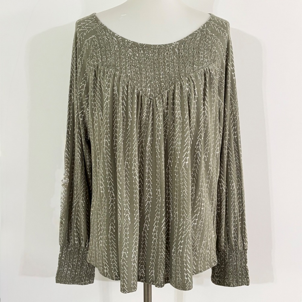Lucky Brand Peasant Top L Olive Green Smocked Yoke Geometric Print 7WP6372 - Picture 2 of 9